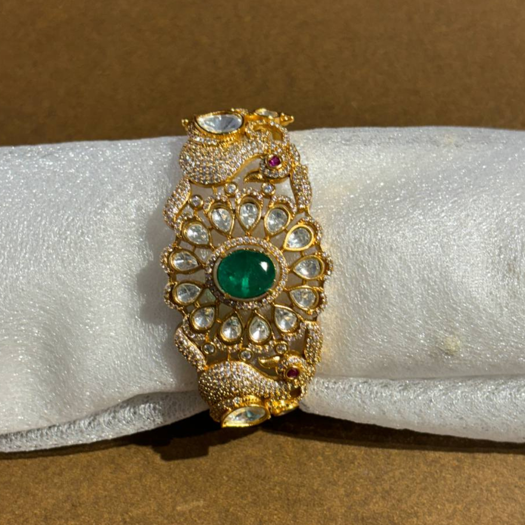 MAYURI EMERALD MOISSANITE BANGLES