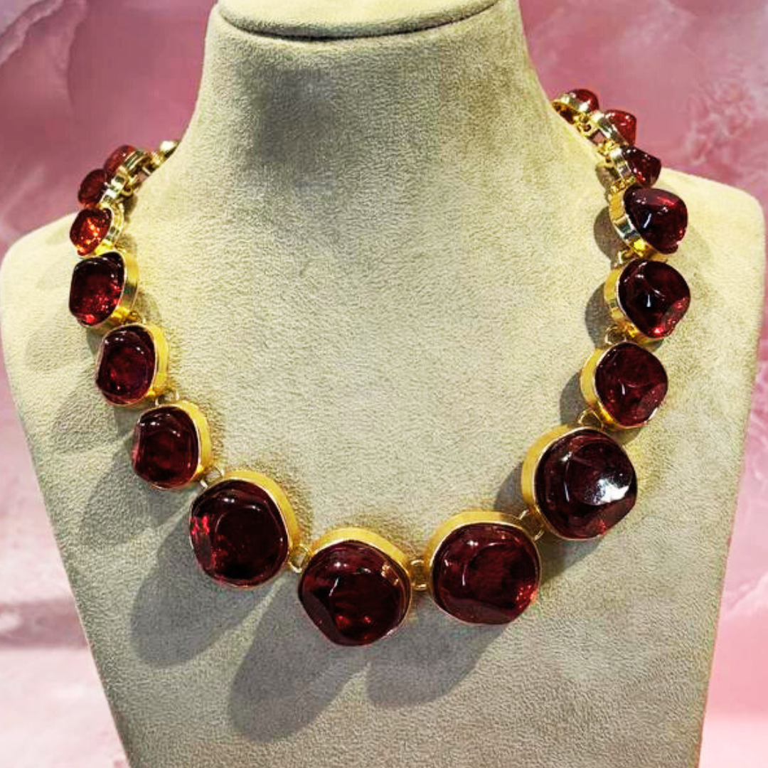 KOHI PINK-ROUND NECKLACE