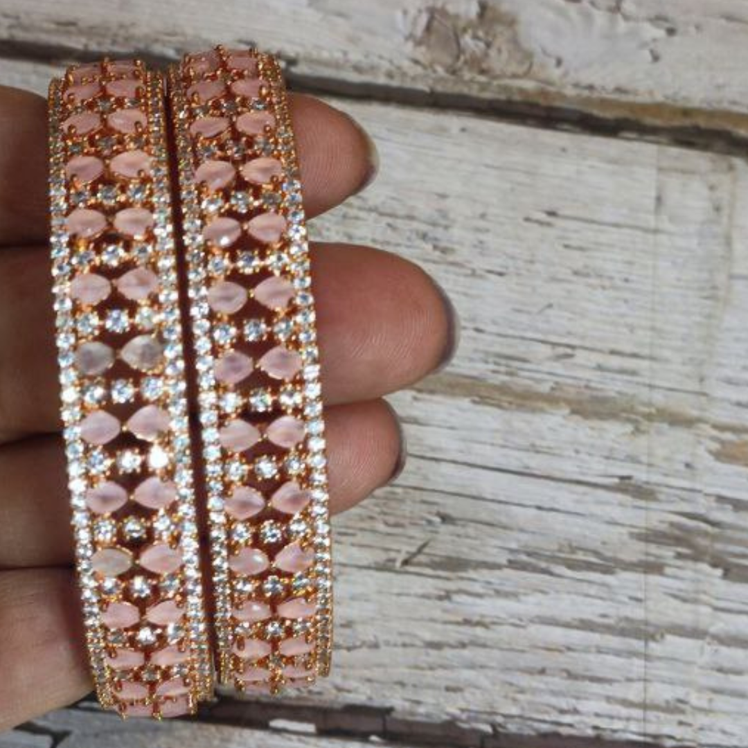 ANGELINA BANGLES