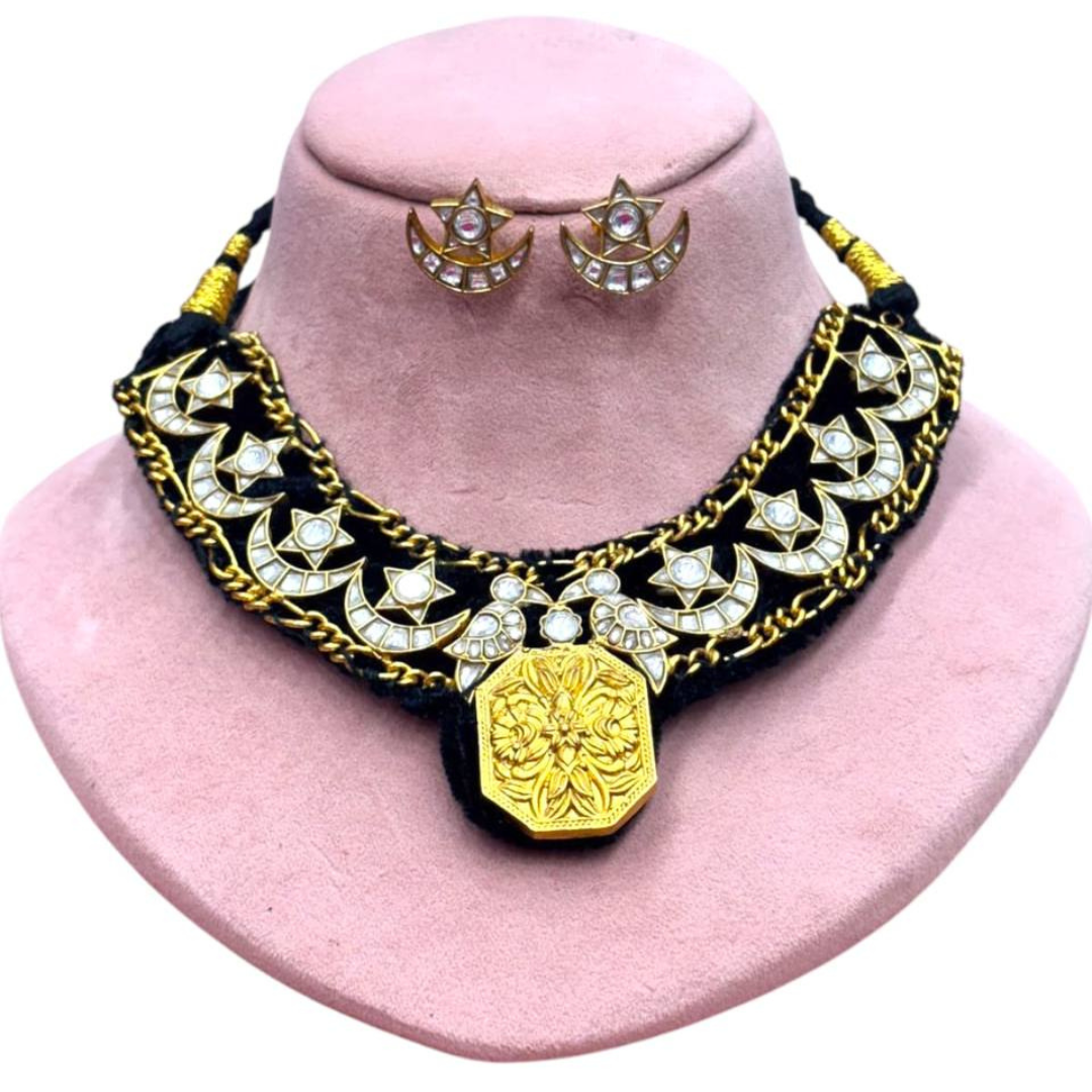 Mohanjodaro jewellery set
