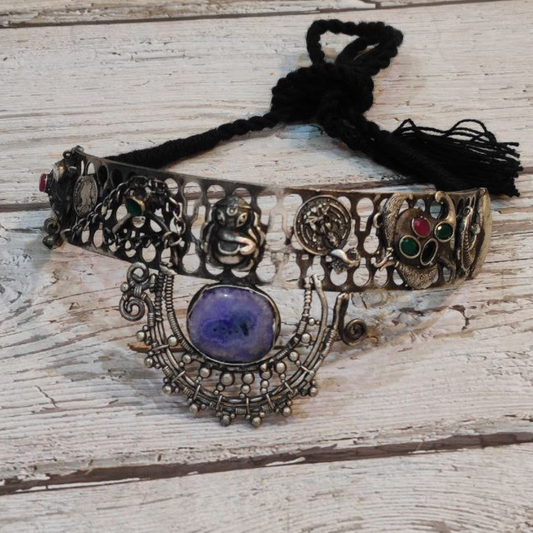 VOILET AAMARPALI NECKLACE