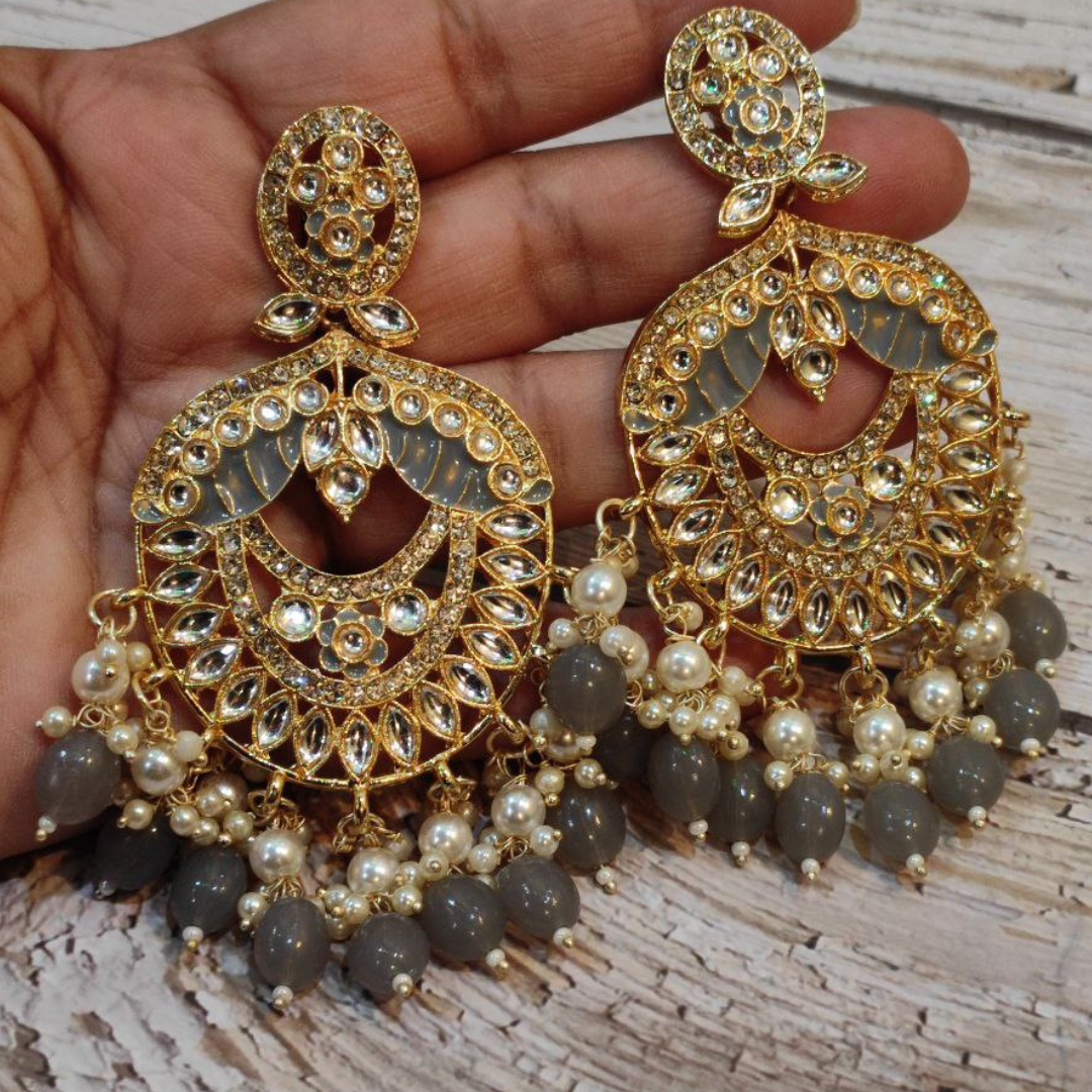 CHITRA GREY EARRING