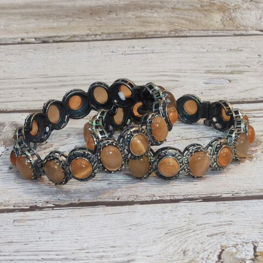DHAWANIKA PEACH BANGLE