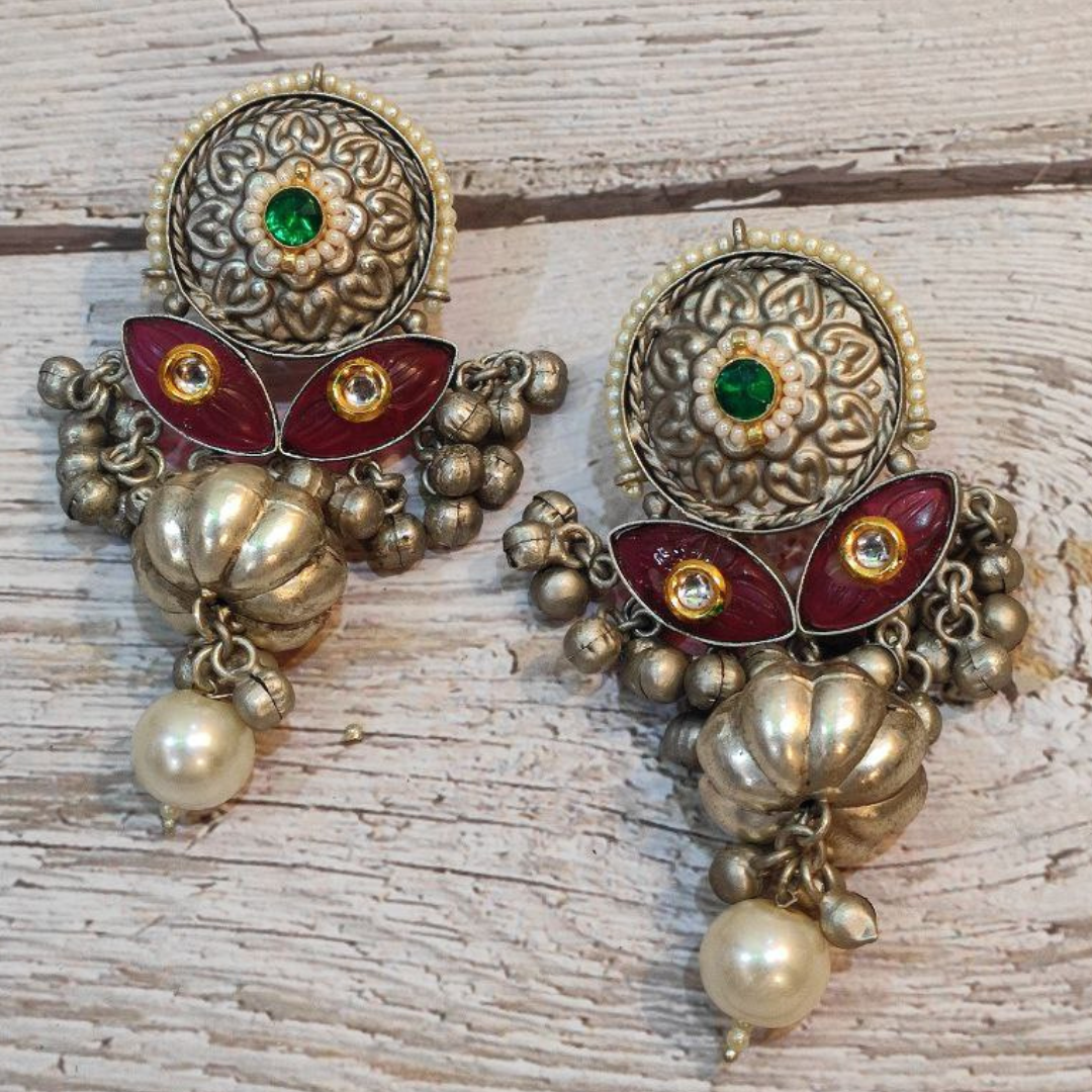 FIDAN RED EARRING