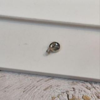 GUL NOSE PIN