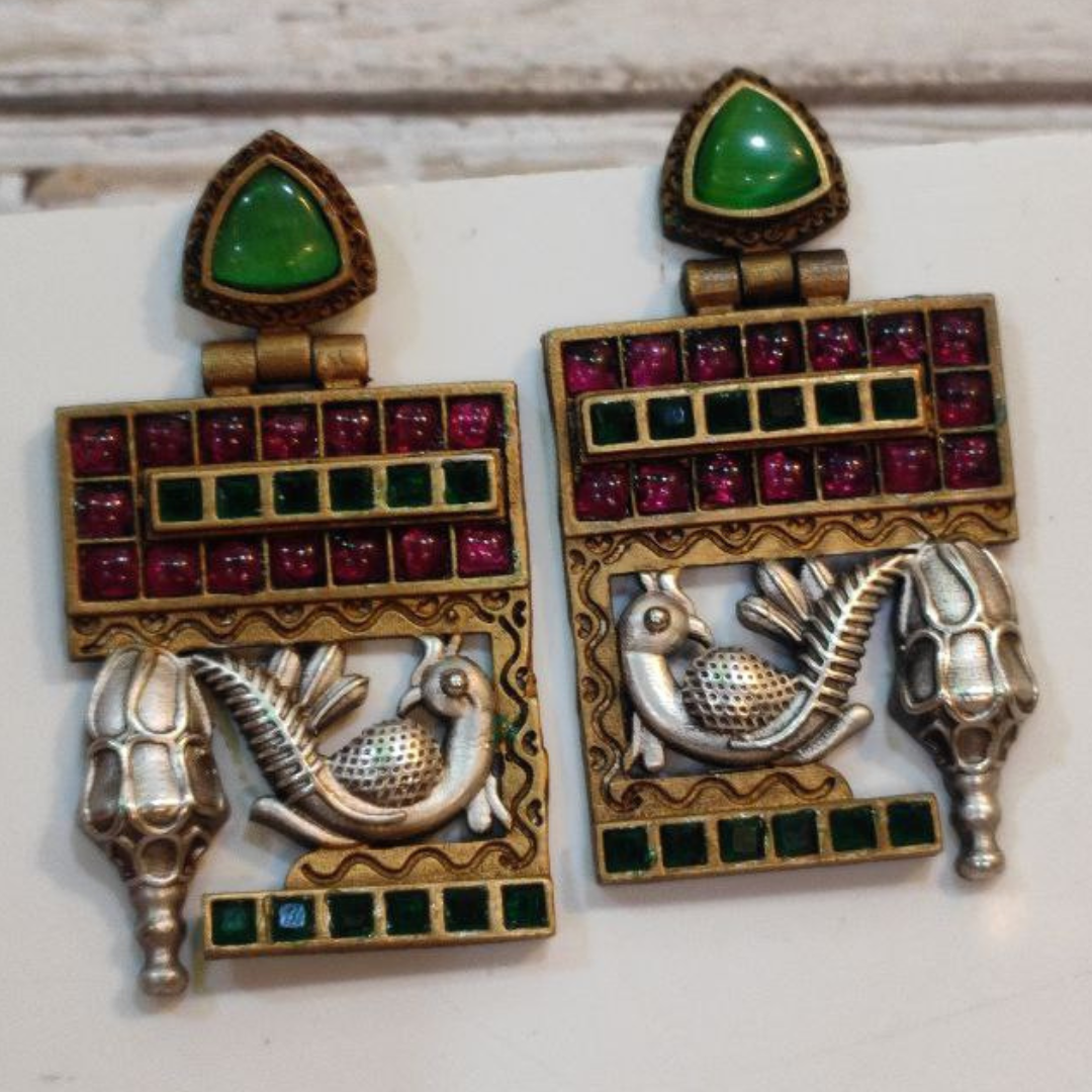 KALAPI GREEN EARRING
