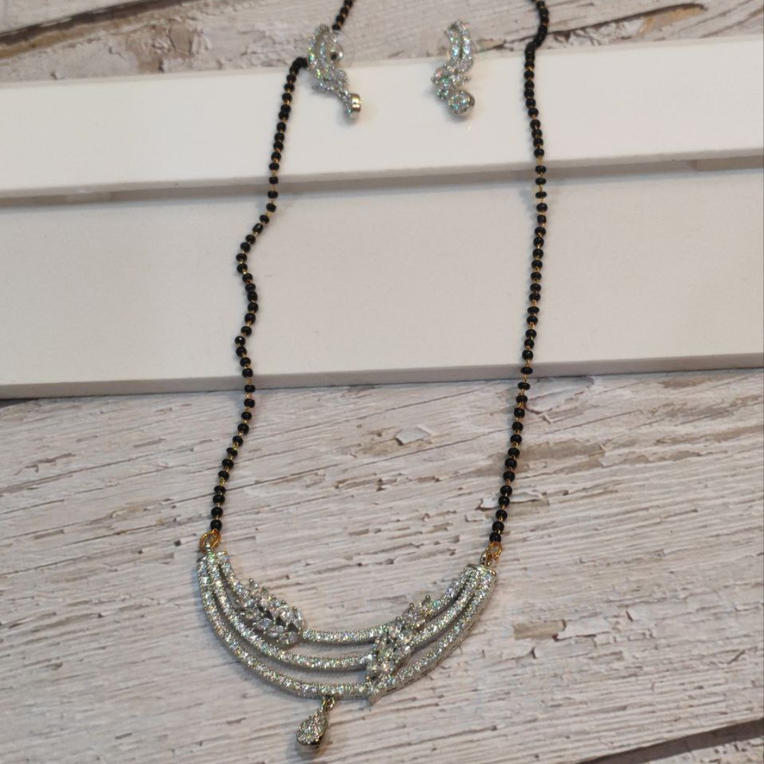 MANIRAJ AD (R) MANGALSUTRA