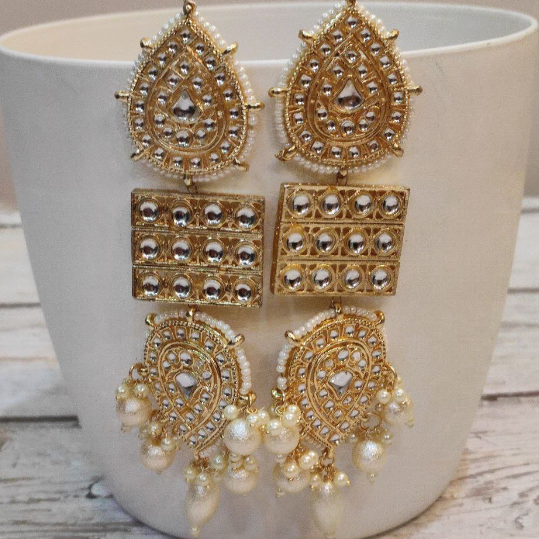 MITHILA EARRING