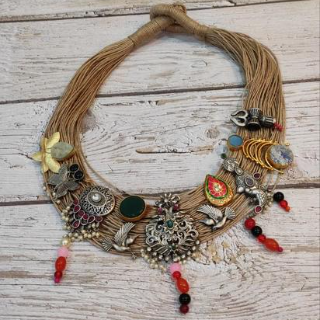 MOHINI (III) NECKLACE