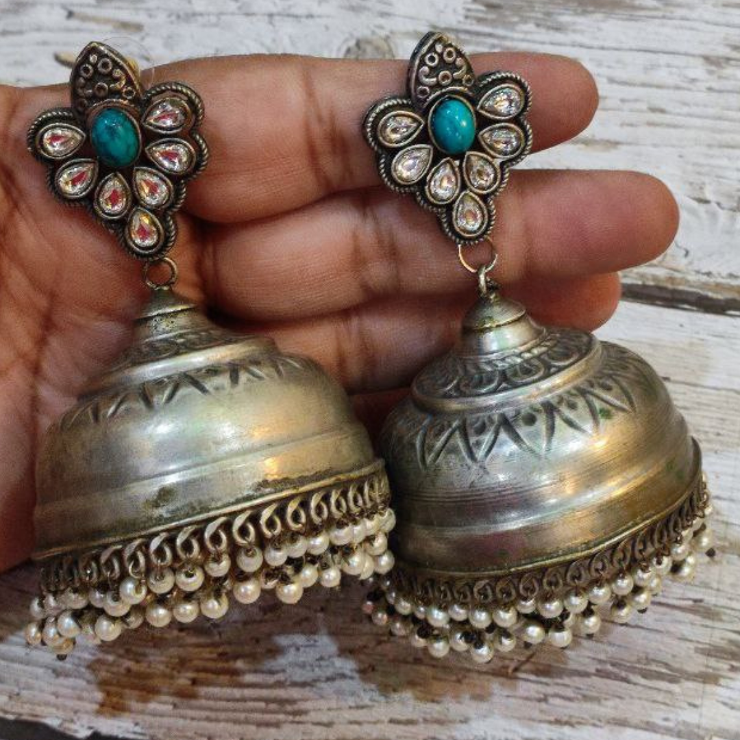 NIHAAR TURQUOISE JHUMKA