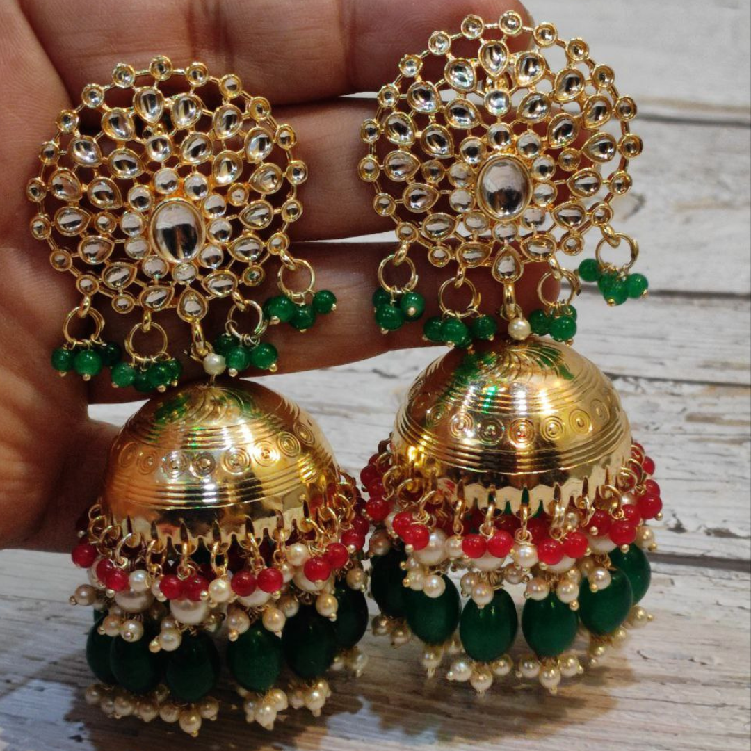 SAMYUKTA GREEN EARRING