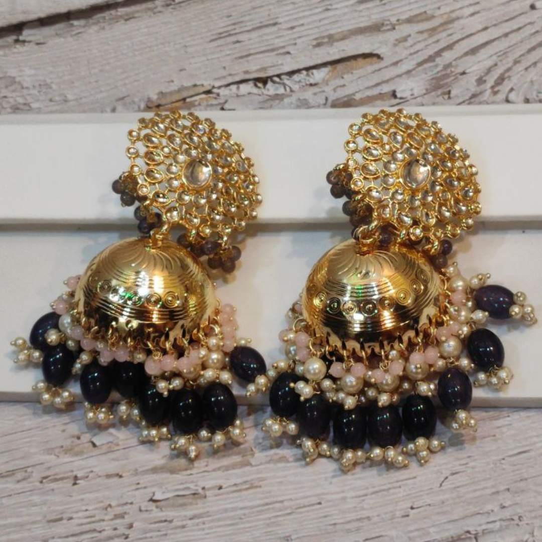 SAMYUKTA GREY EARRING