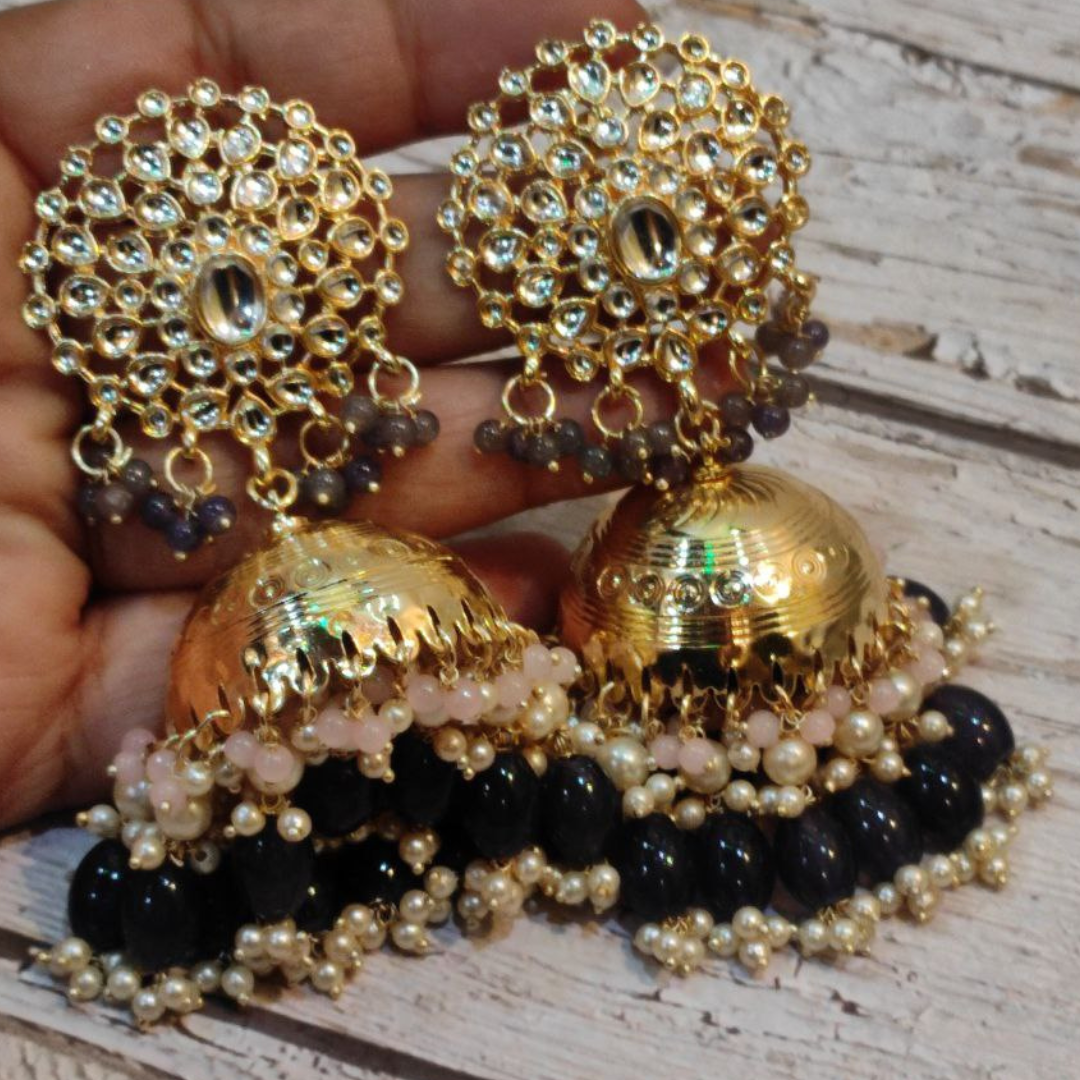 SAMYUKTA GREY EARRING