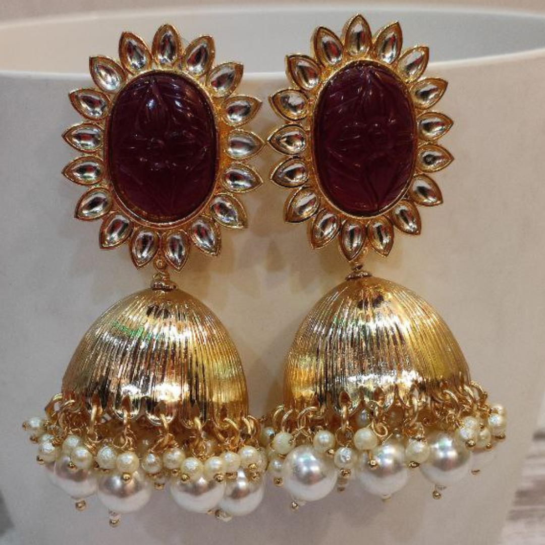 VANYA MAROON EARRING