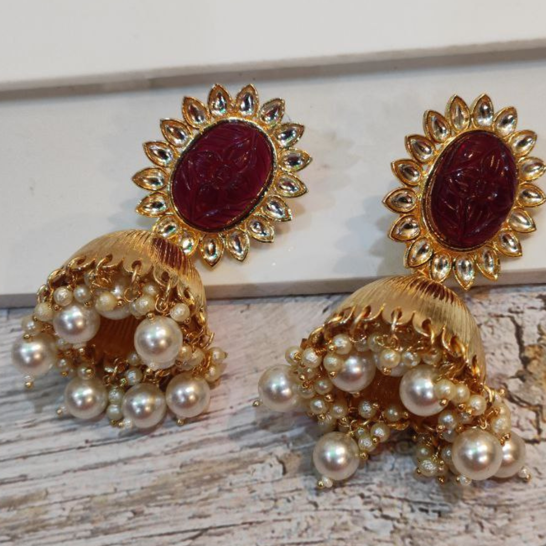 VANYA MAROON EARRING