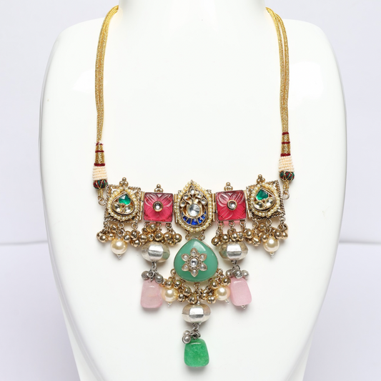 QUDSIA NECKLACE