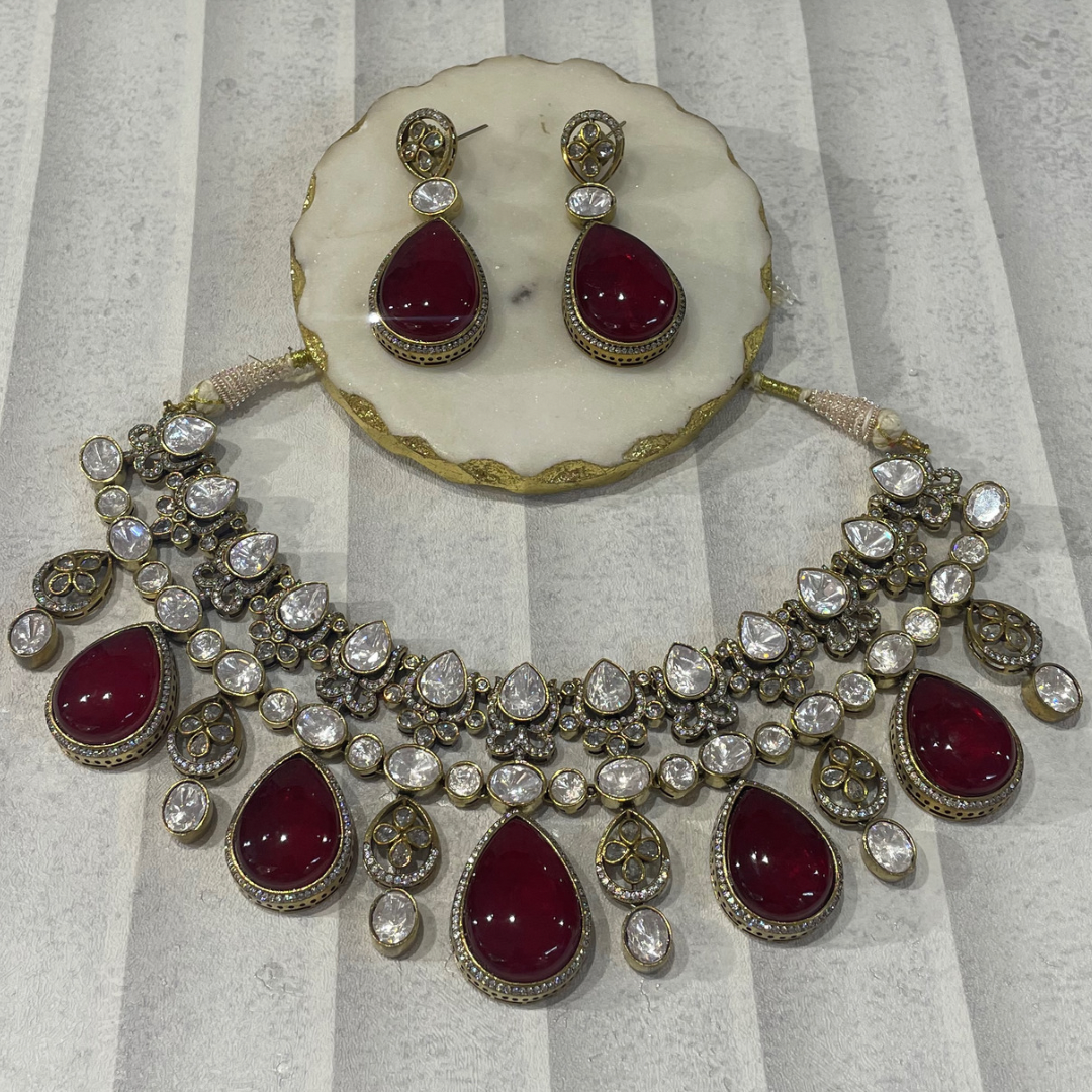 LILAWATI TYANI-RED NECKLACE