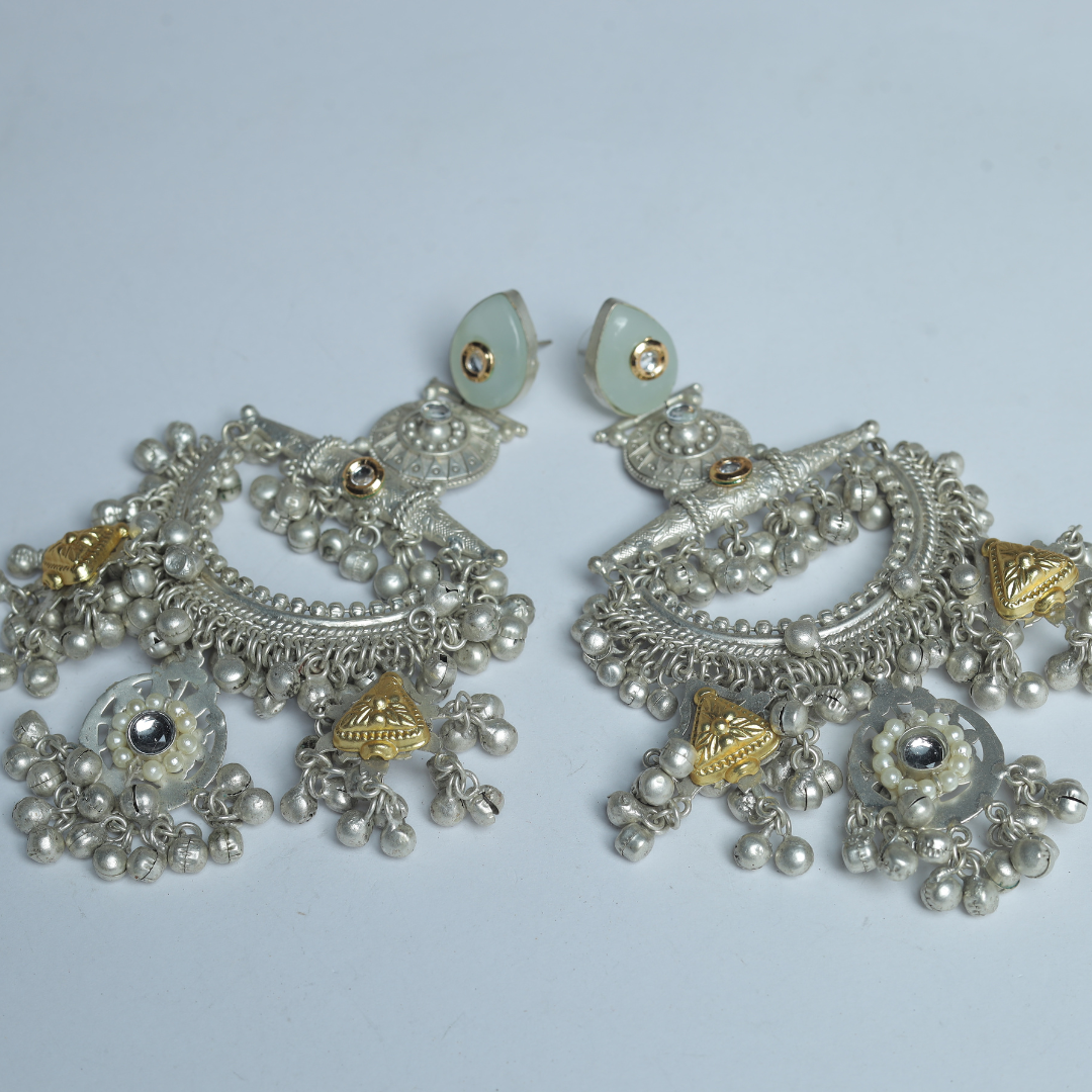 MAHVASH WHITE EARRING