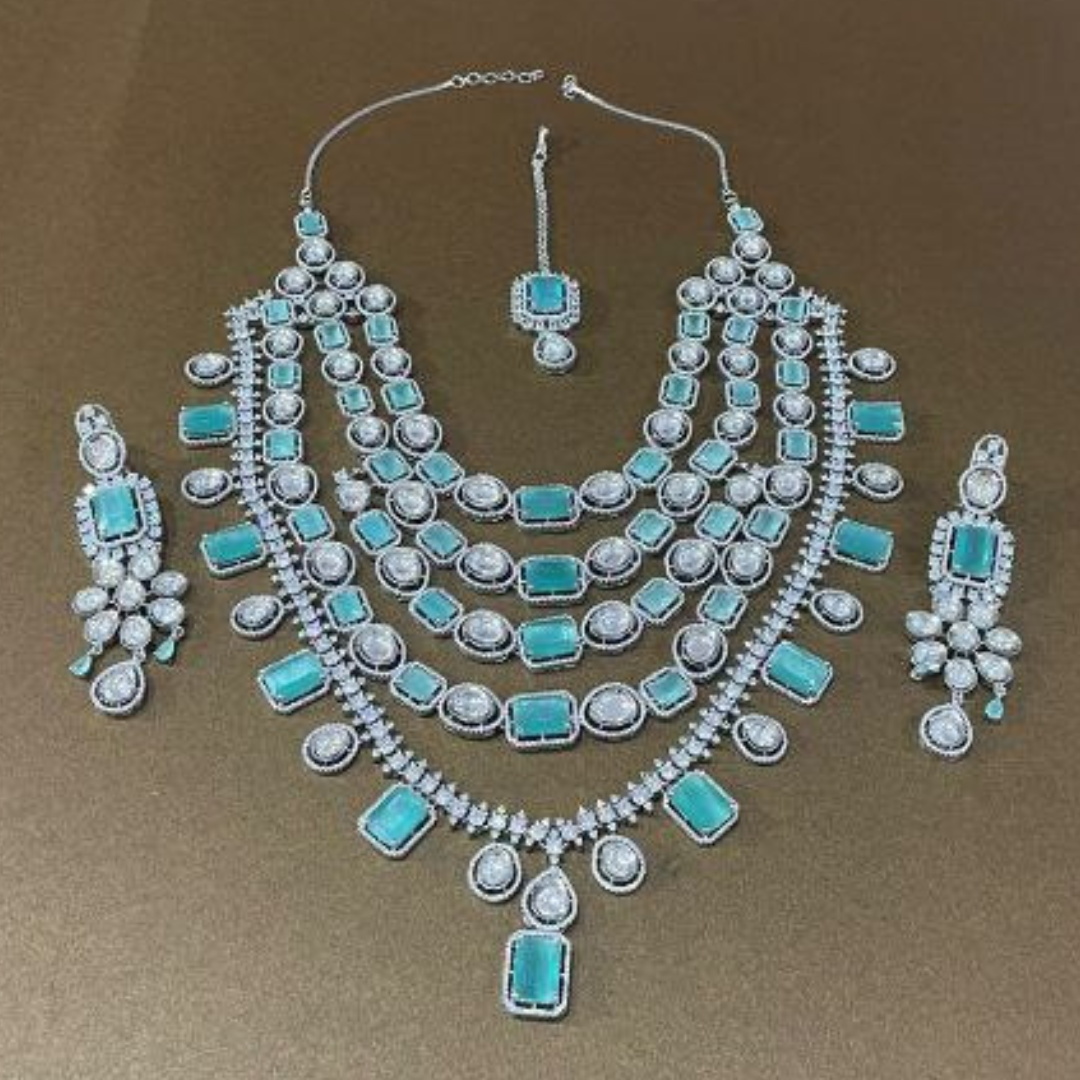 PARI EMERALD NECKLACE