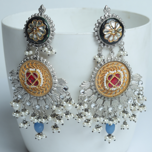 HAYAT BLACK (R) EARRING
