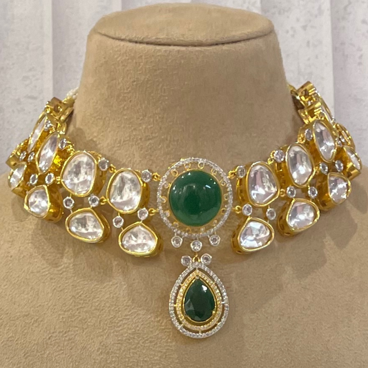 ALIZA EMERALD NECKLACE