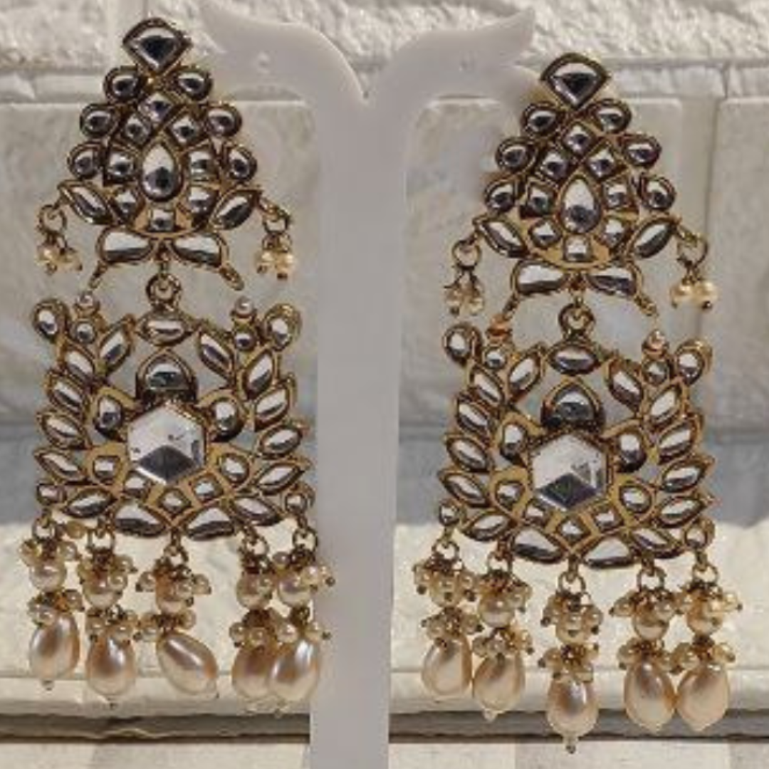 GAJARA IVORY EARRINGS