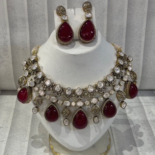 LILAWATI TYANI-RED NECKLACE