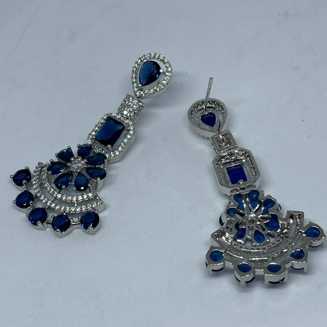 ANNE BLUE EARRINGS