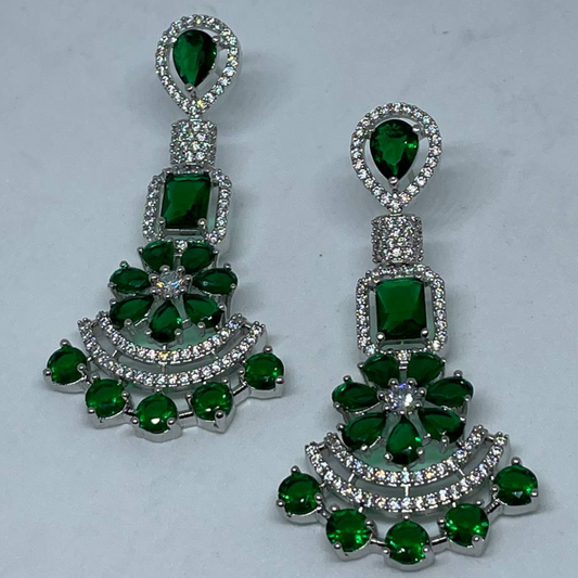 ANNE GREEN EARRING