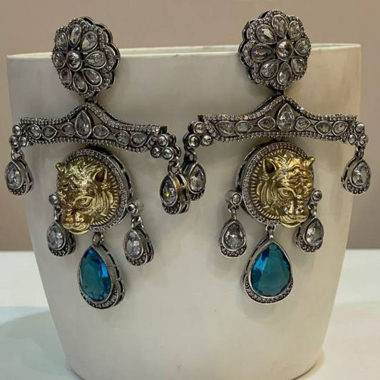 AQUA SHERA EARRING