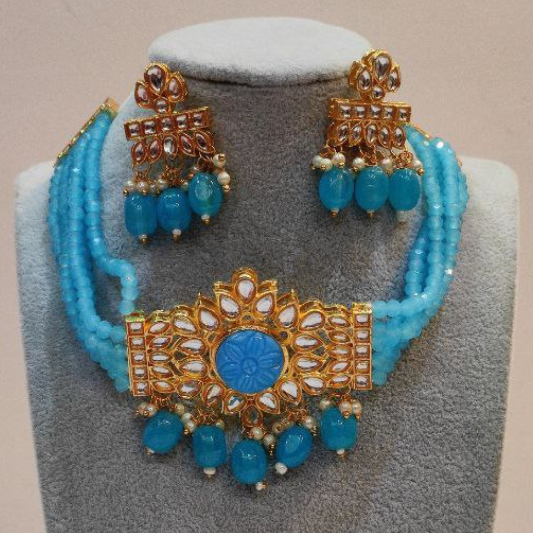 ARSHE AQUA BLUE NECKLACE