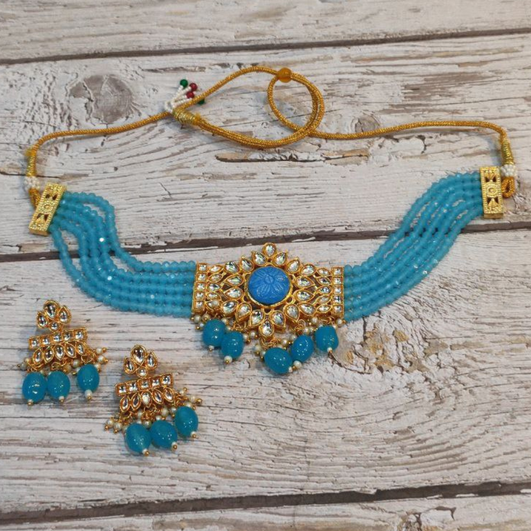 ARSHE AQUA BLUE NECKLACE