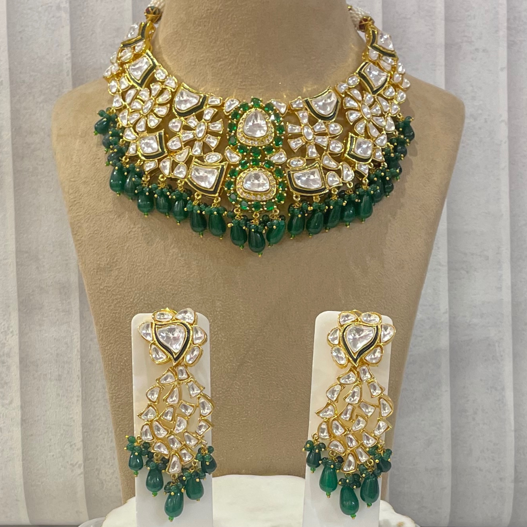 HUSAN-E-SHAHI EMERALD NECKLACE