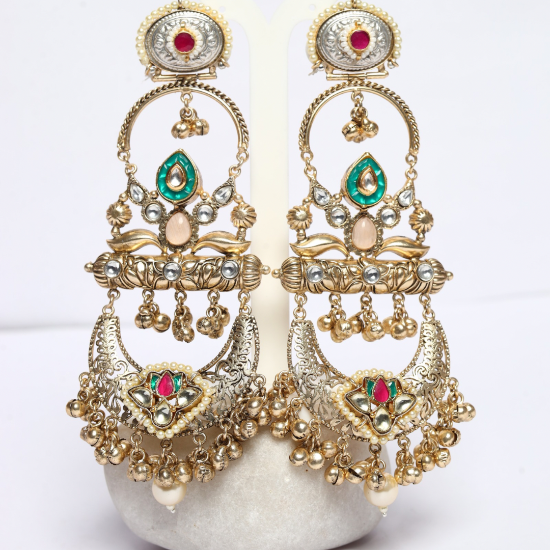 FAREEDAN EARRINGS