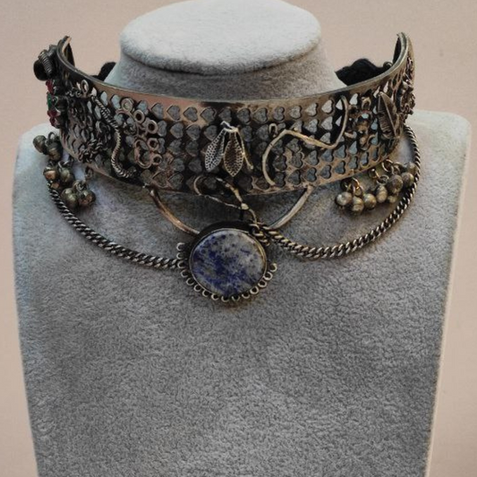 Blue aamarpali necklace