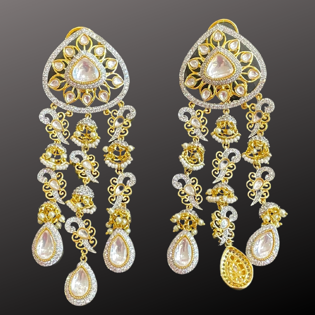 ANKITA GOLDEN TYANI EARRINGS
