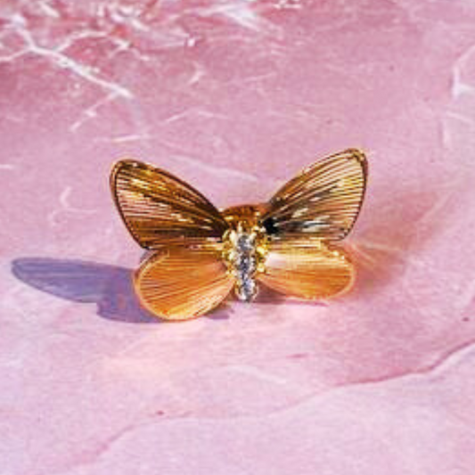 GOLDEN FLY RING