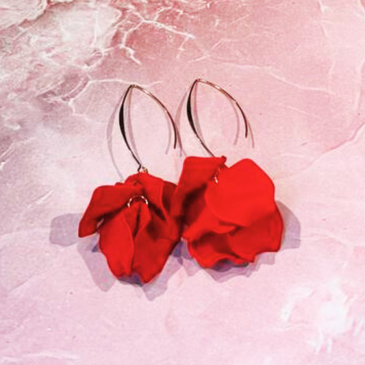 RED KKOCH EARRINGS