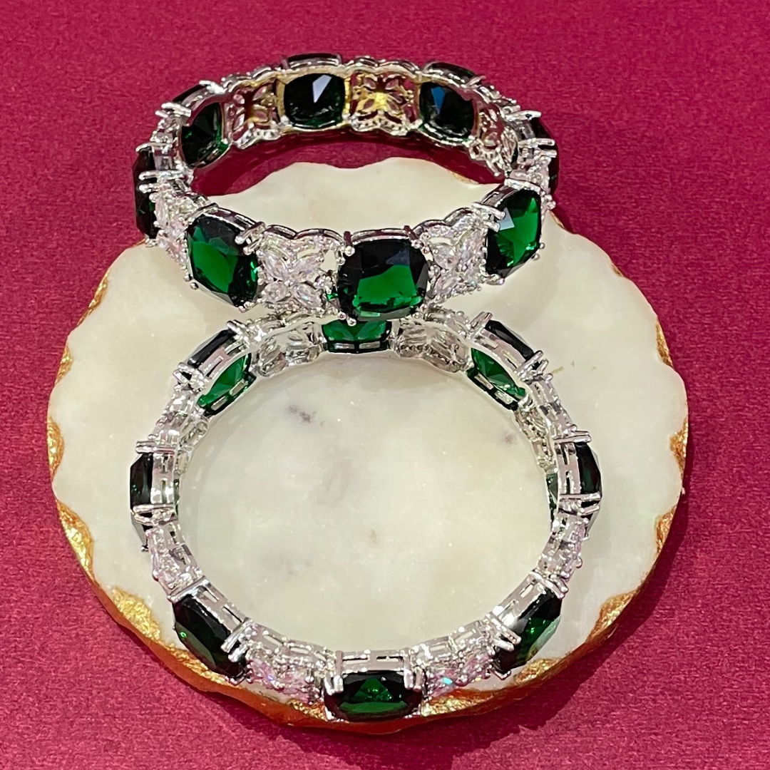 NAKSHTRA EMERALD 2/8 BANGLES