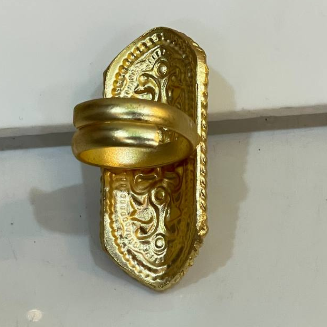 HOOR-KAAKI RANI-BLUE GOLDEN RING