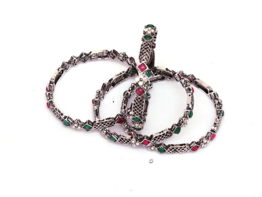 Tetra bangles