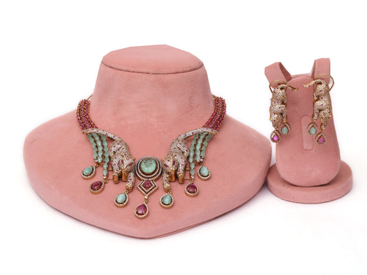 Pista tiger Vantara jewellery set