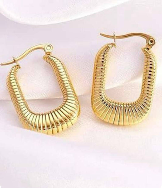 SOPHIE EARRINGS