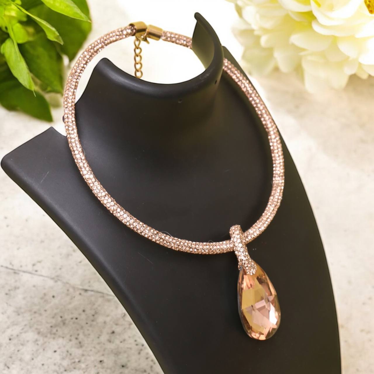 BINNA-COPPER NECKLACE
