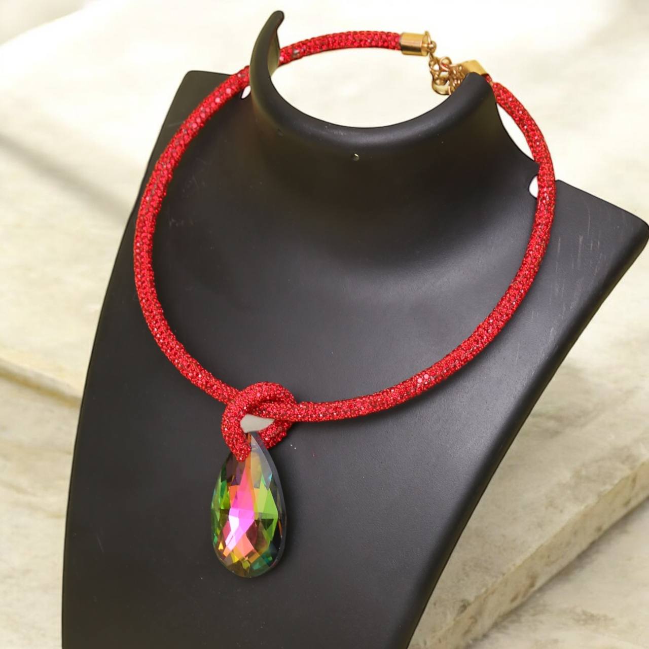 BINNA RED NECKLACE