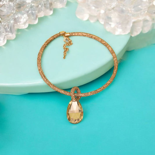 BINNA GOLDEN NECKLACE