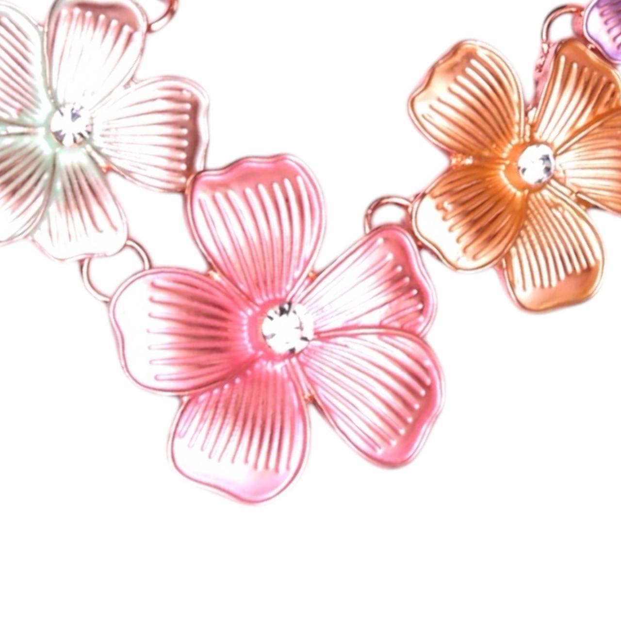 5-Flora chain necklace