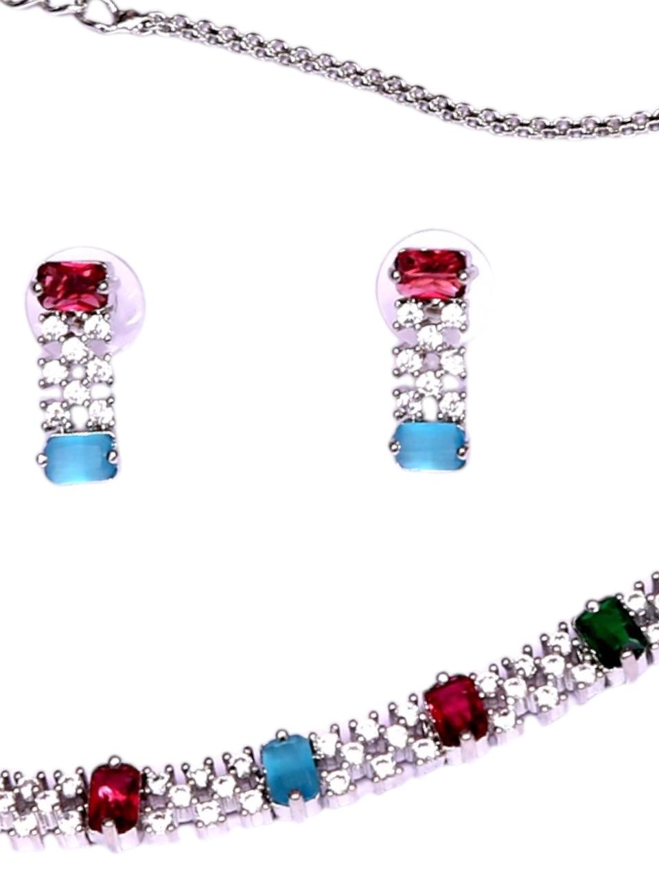 LUCY MULTY NECKLACE