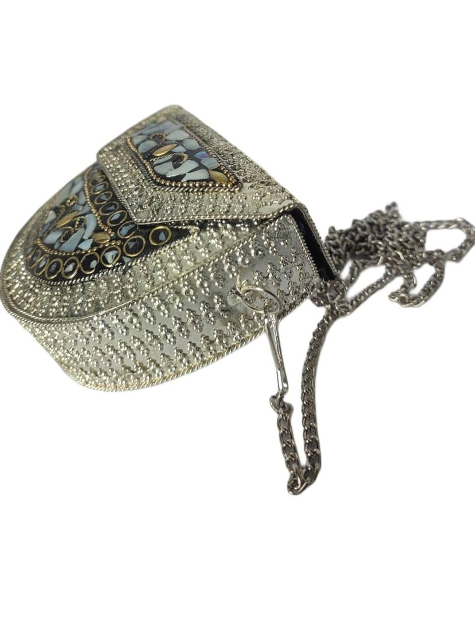 Chotey Thakur mop bag
