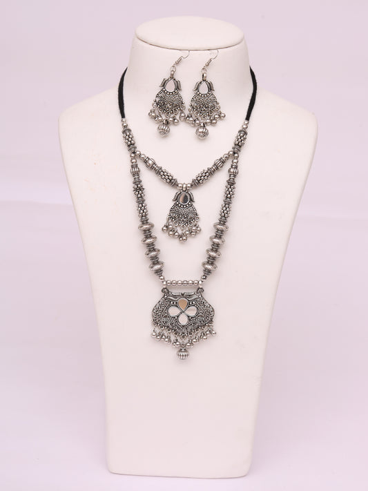 Chokhat necklace